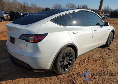 2021 Tesla Model Y Long Range Dual Motor All-Wheel Drive from USA, damaged, VIN 5YJYGDEE8MF089883